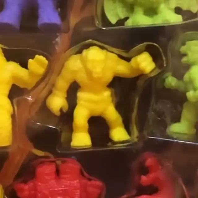 Cyclops #8, Monster in My Pocket: Series 1, Yellow