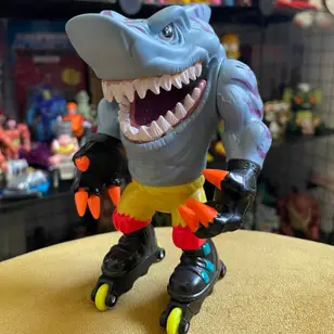 Streex, Street Sharks: Series 1