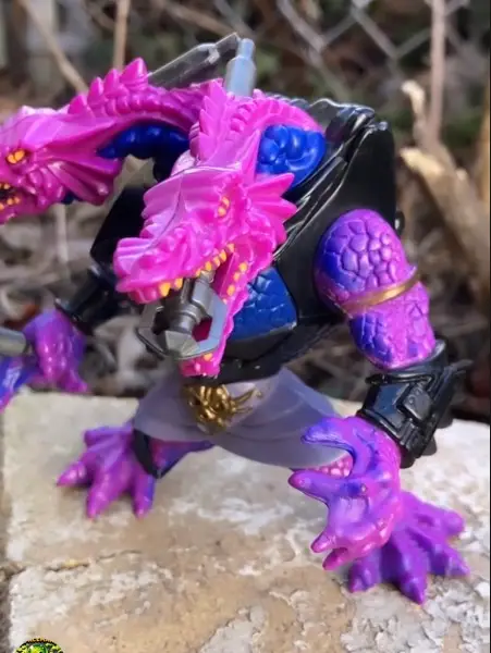 Mighty Max Head to Head With Hydra, Mighty Max: Battle Warriors