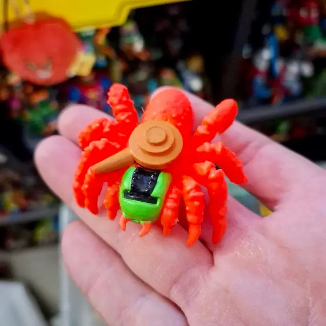 Turret Spider #125, Monster in My Pocket: Series 5: Super Creepies, Neon Red With Brown