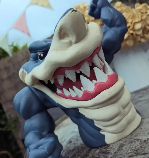 Ripster, Street Sharks: Hand Sharks
