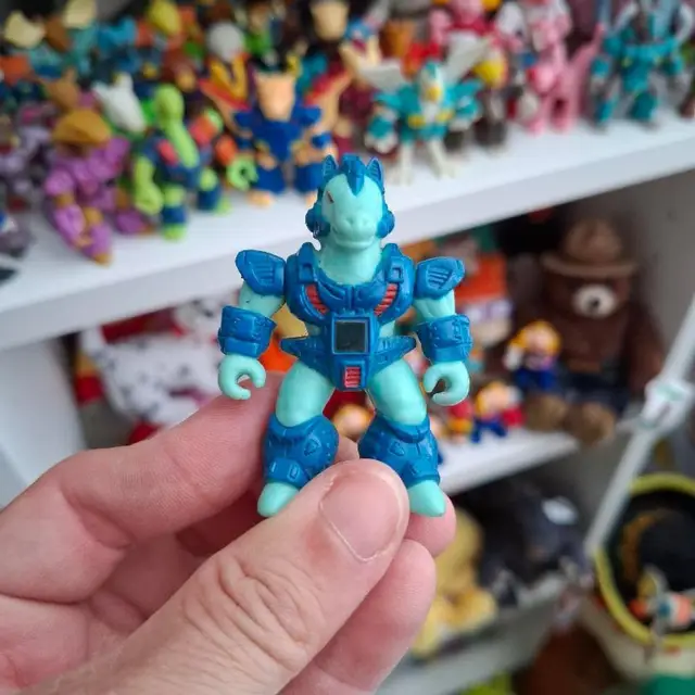 Sir Sire Horse, Battle Beasts: Series 1