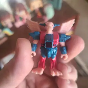 Frenzied Flamingo, Battle Beasts: Series 3
