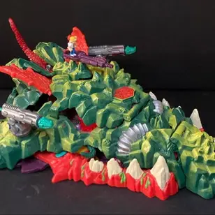 Mighty Max Storms Dragon Island, Mighty Max: Large-size playsets