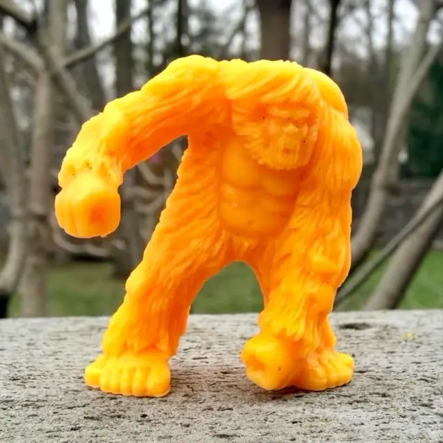 Abominable Snowman #74, Monster in My Pocket: Series 3, Big Boy Orange