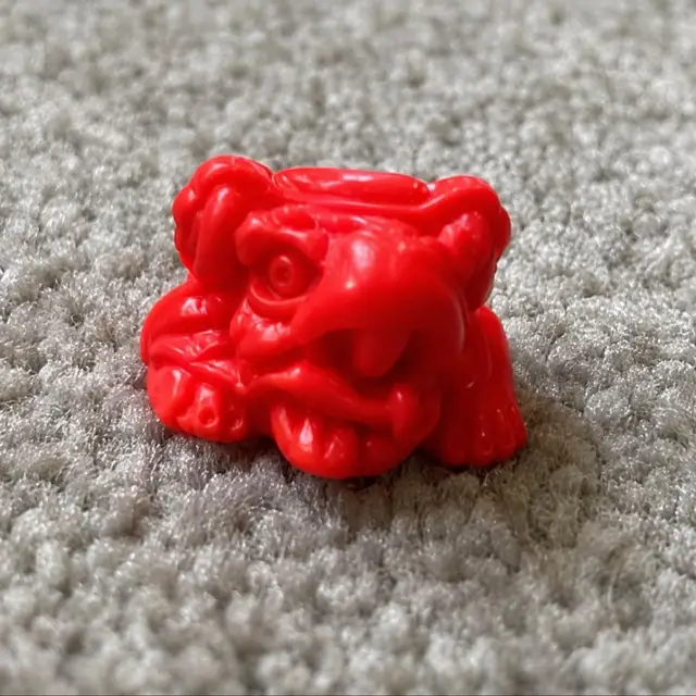 Conk, Mini Boglins: The Cool Dudes, Red