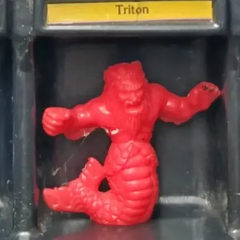 Triton #10, Monster in My Pocket: Series 1, Red