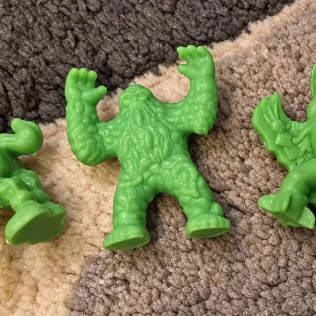 Swamp Beast #53, Monster in My Pocket: Series 2, Neon Green