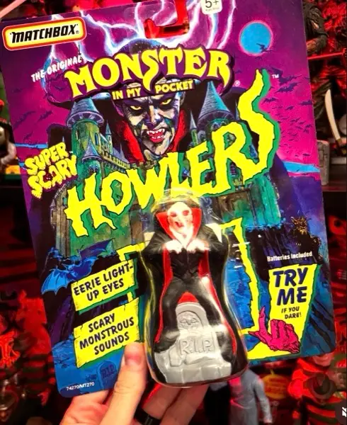 Vampire, Monster in My Pocket: Super Scary Howlers