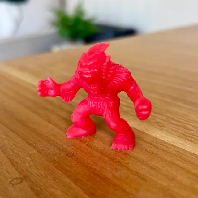 Windigo #24, Monster in My Pocket: Series 1, Red